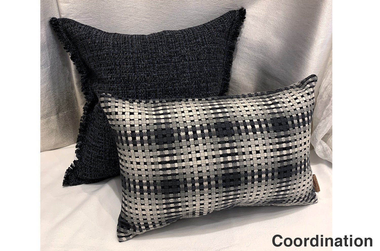 The Twiggy ツイッギー クッション ブラックシルバーチェック 45×30cm 中材付 - HOUSE OF JAPAN Shop