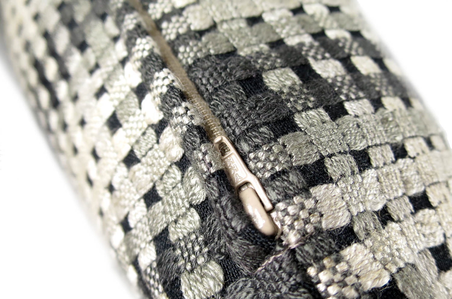 The Twiggy ツイッギー クッションカバー ブラックシルバーチェック 45×45cm - HOUSE OF JAPAN Shop