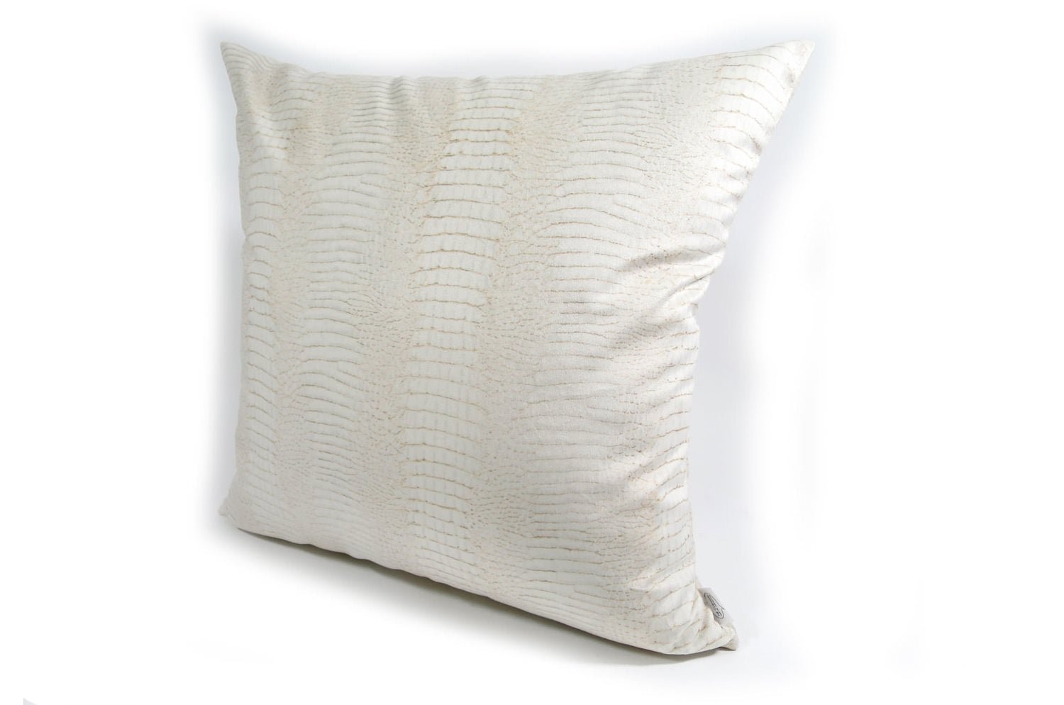 The White Crocodile スペイン製起毛スエードタッチ ホワイトクロコ柄クッションカバー 50×50cm - HOUSE OF JAPAN Shop