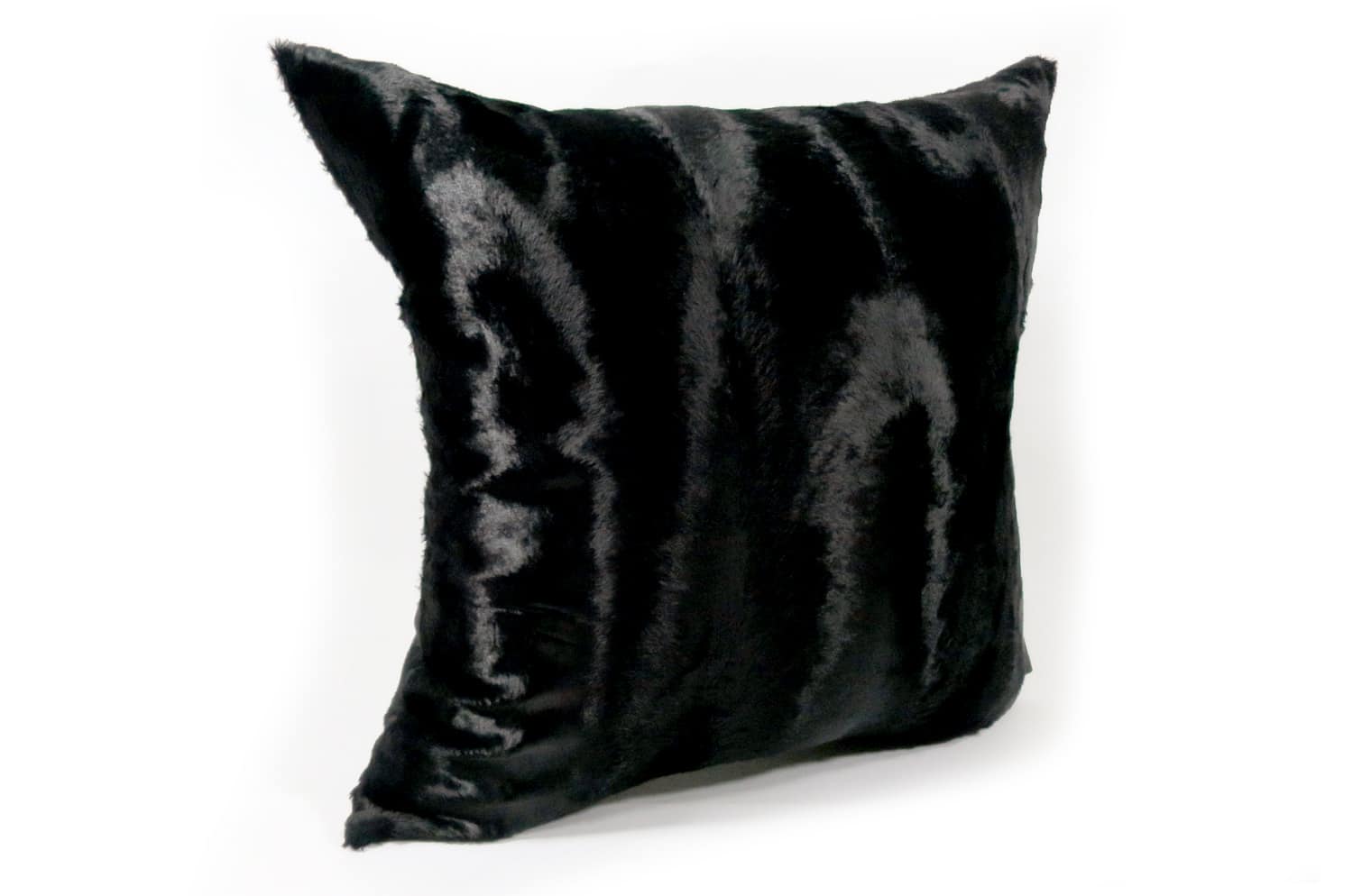 The Wolf 至極の手触りレーヨンエコファー クッションカバー (ブラック) 40×40cm - HOUSE OF JAPAN Shop