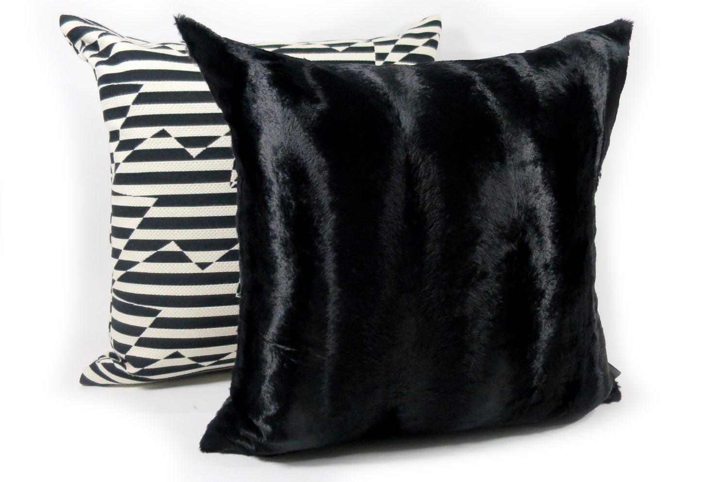 The Wolf 至極の手触りエコファークッションカバー ブラック 45×45cm - HOUSE OF JAPAN Shop