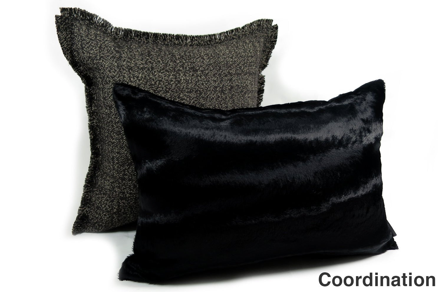 The Wolf 至極の手触りエコファークッションカバー ブラック 50×35cm 中材付 - HOUSE OF JAPAN Shop