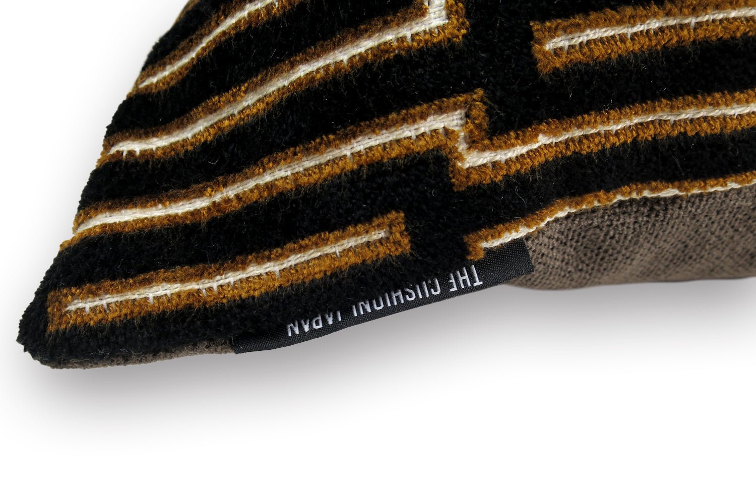 The Zanzibar ザンジバル ジャガード ベルベット クッション 45×30cm 中材付 - HOUSE OF JAPAN Shop