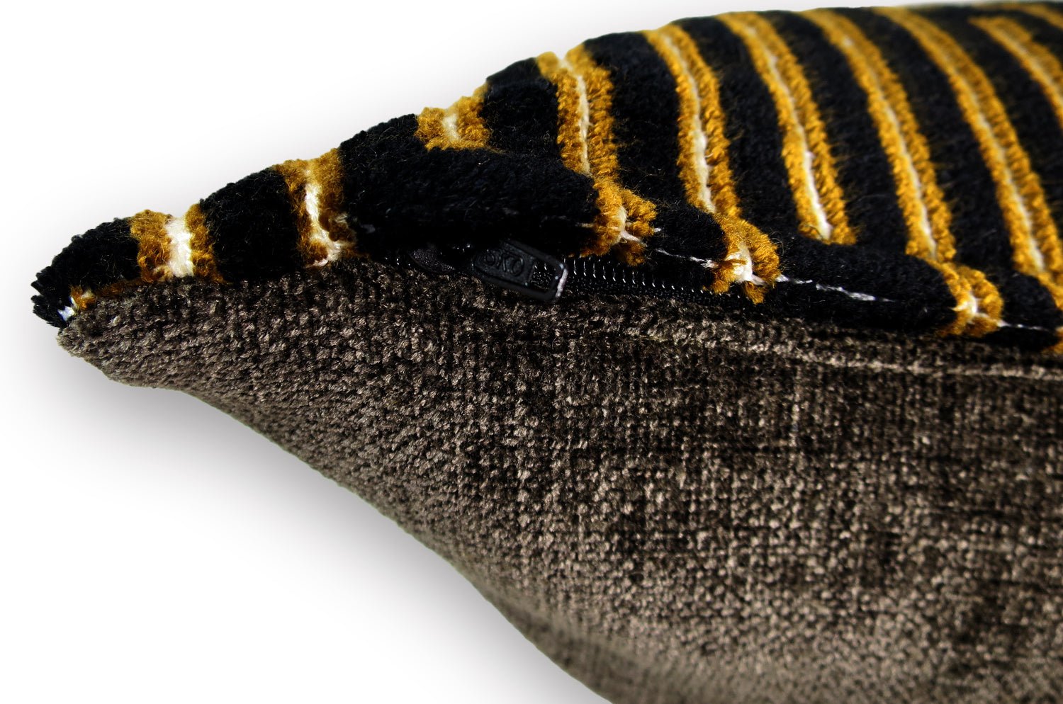 The Zanzibar ザンジバル ジャガード ベルベット クッションカバー 45×45cm - HOUSE OF JAPAN Shop