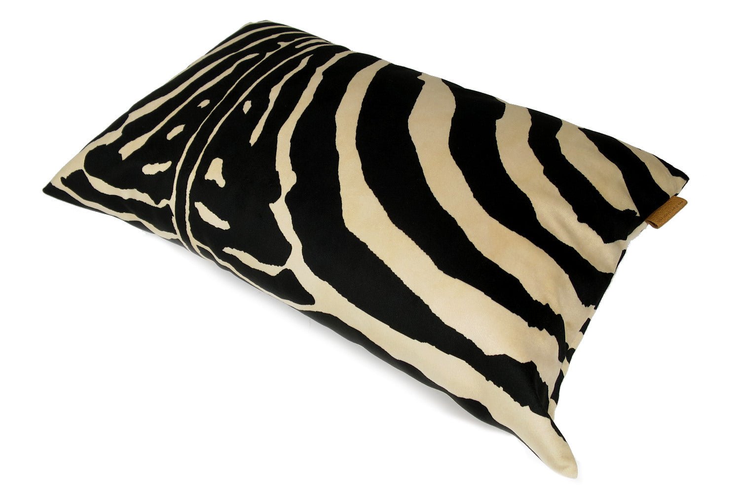 The Zebra スペイン製 起毛スエード調 ゼブラ柄クッション ブラウン 50×32cm 中材付 - HOUSE OF JAPAN Shop