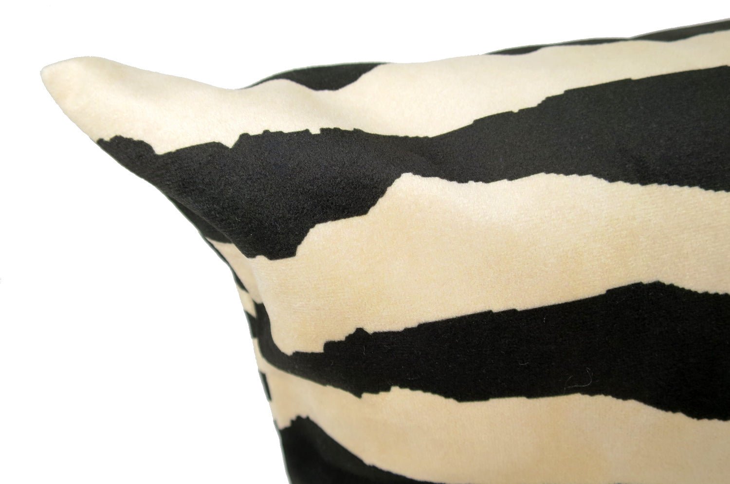 The Zebra スペイン製 起毛スエード調 ゼブラ柄クッション ブラウン 50×32cm 中材付 - HOUSE OF JAPAN Shop