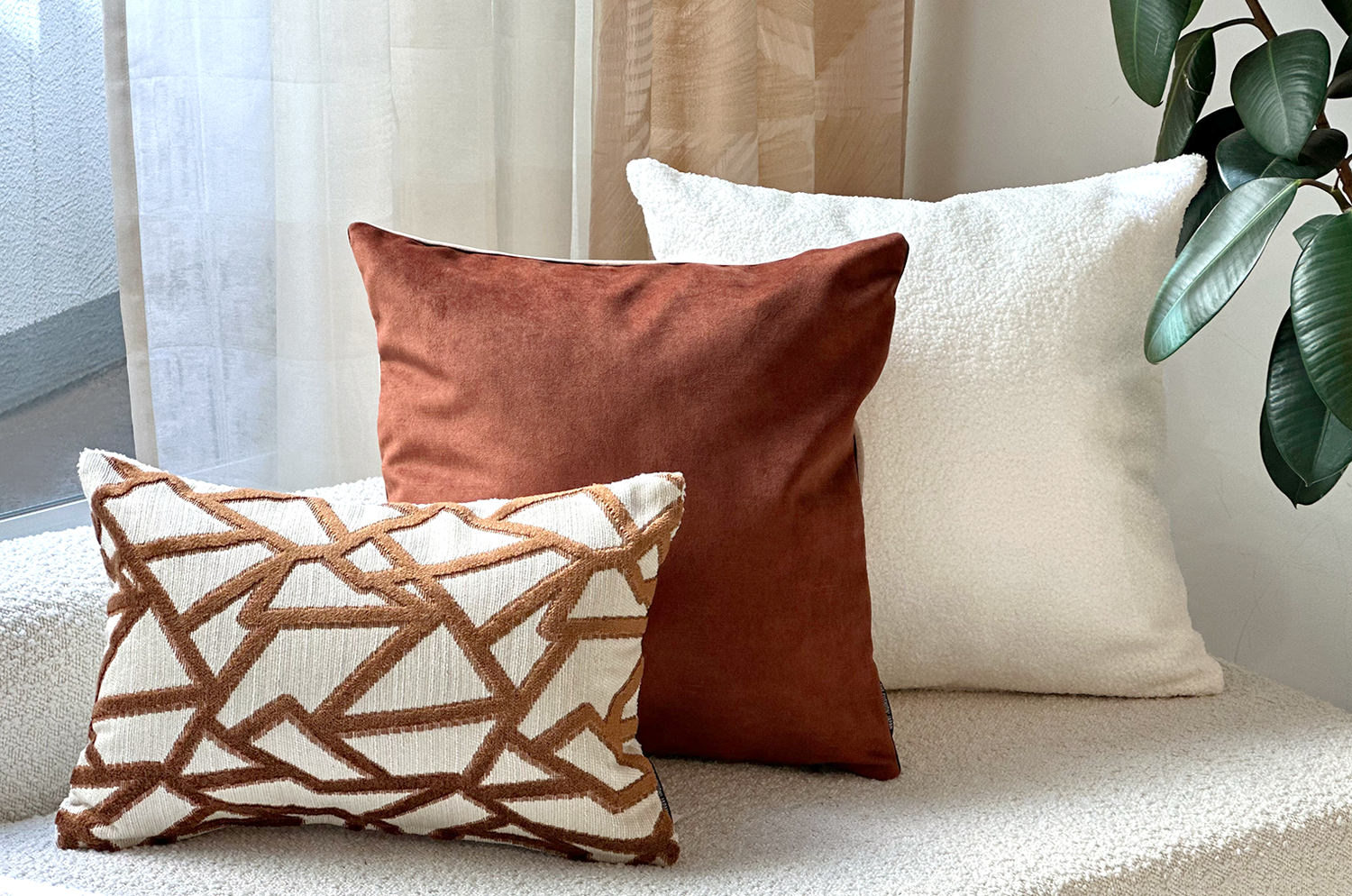 空間が一瞬で整う3点コーディネートセット！【チョコレートブラウンで整う、上質なぬくもり】(中材付) - HOUSE OF JAPAN Shop