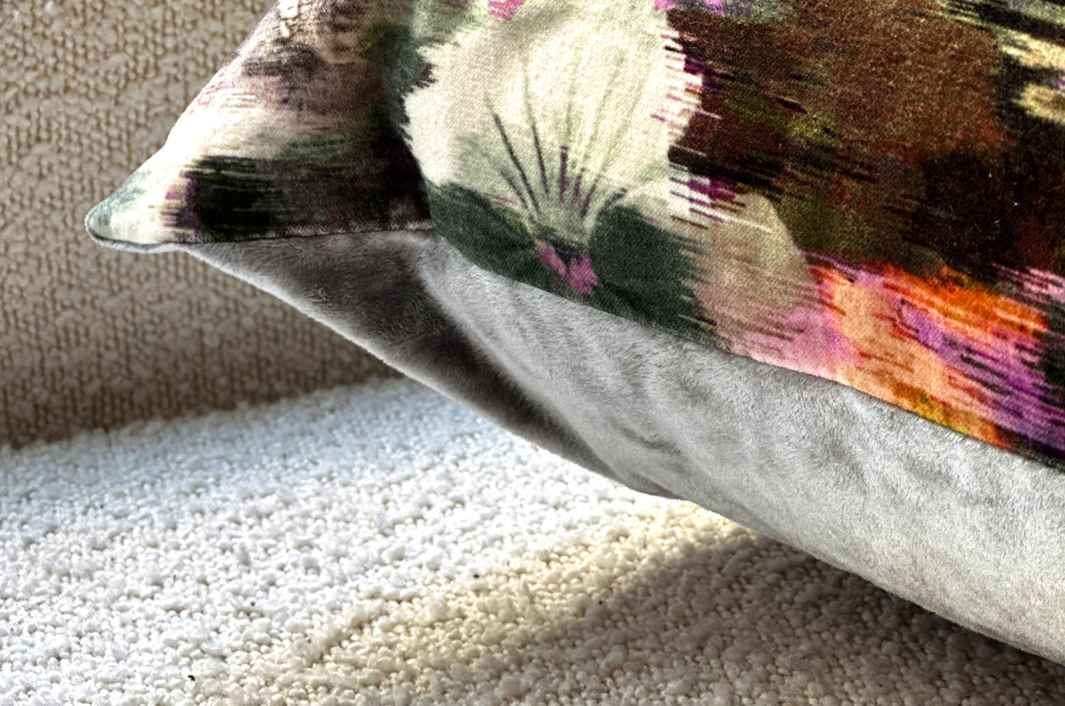 空間が一瞬で整う3点コーディネートセット！【BLACKが創る、大人のラグジュアリー】(中材付) - HOUSE OF JAPAN Shop