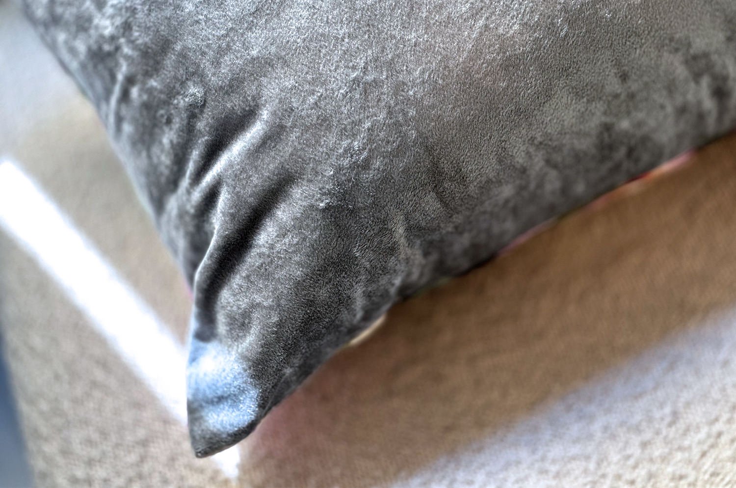 空間が一瞬で整う3点コーディネートセット！【BLACKが創る、大人のラグジュアリー】(中材付) - HOUSE OF JAPAN Shop