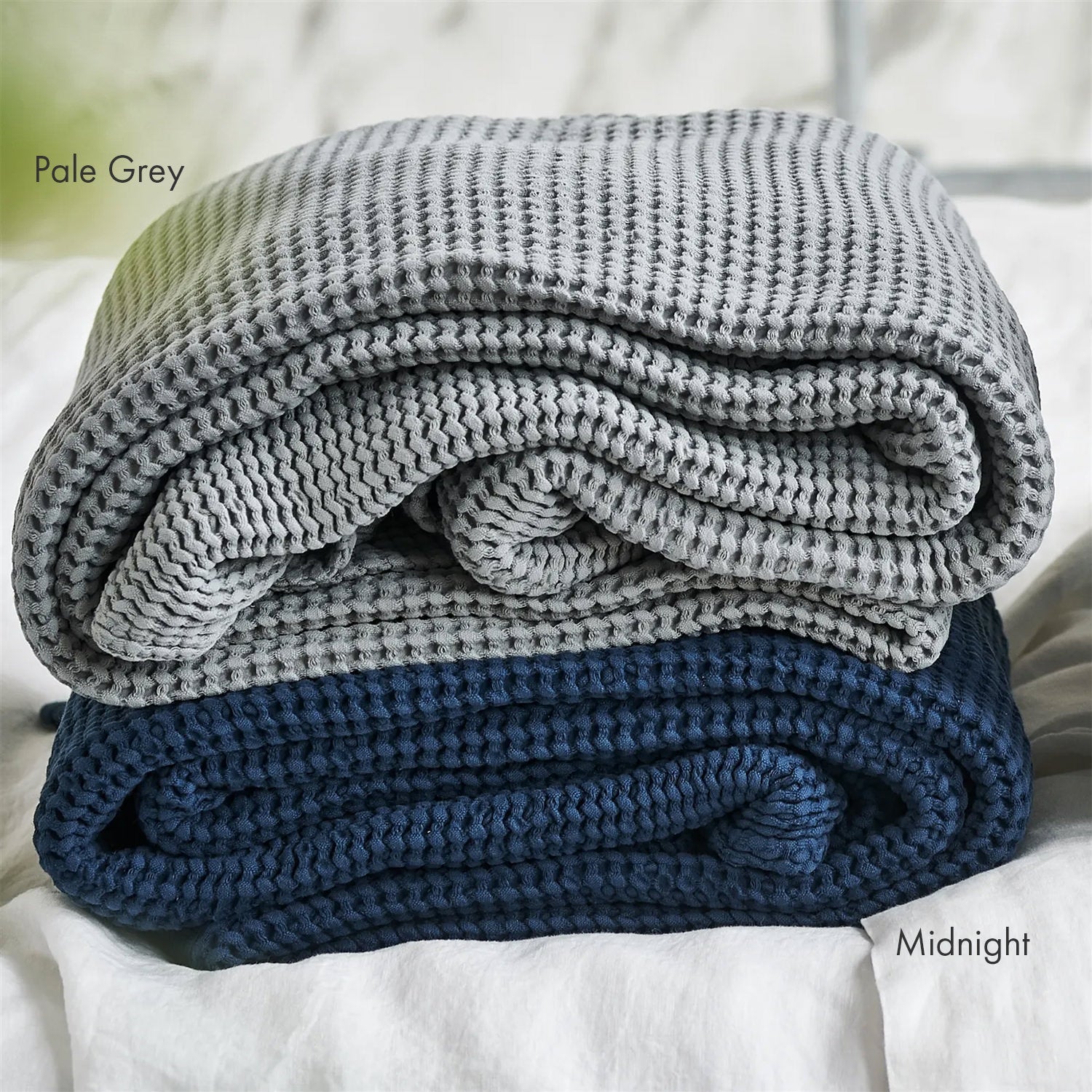 Alba Alabaster Cotton Throw アルバ スロー｜Designers Guild（デザイナーズギルド） - HOUSE OF JAPAN Shop