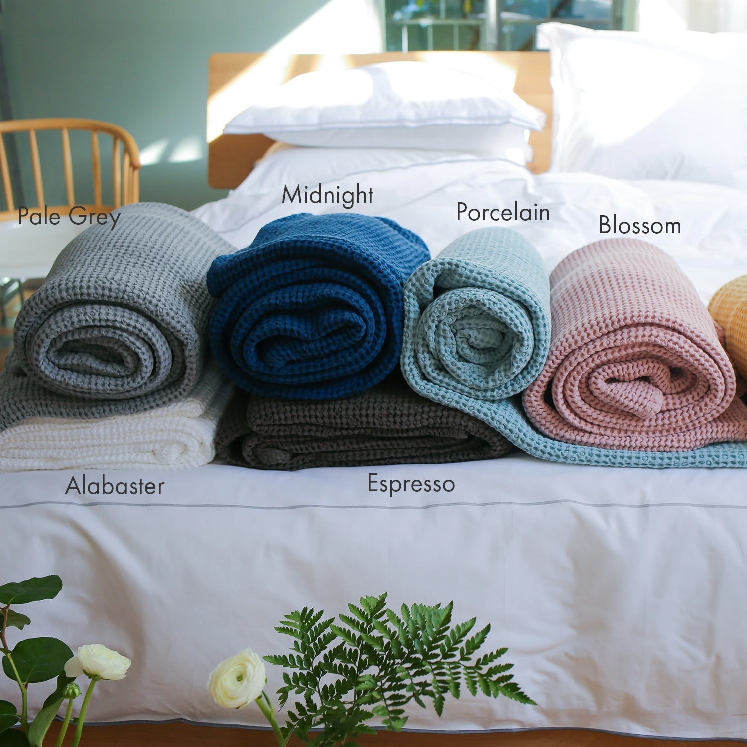 Alba Alabaster Cotton Throw アルバ スロー｜Designers Guild（デザイナーズギルド） - HOUSE OF JAPAN Shop