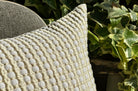 ARMANI CASA アルマーニカーザ ANDES シルク混 Gold & Pearl クッション 45×30cm 中材付 - HOUSE OF JAPAN Shop