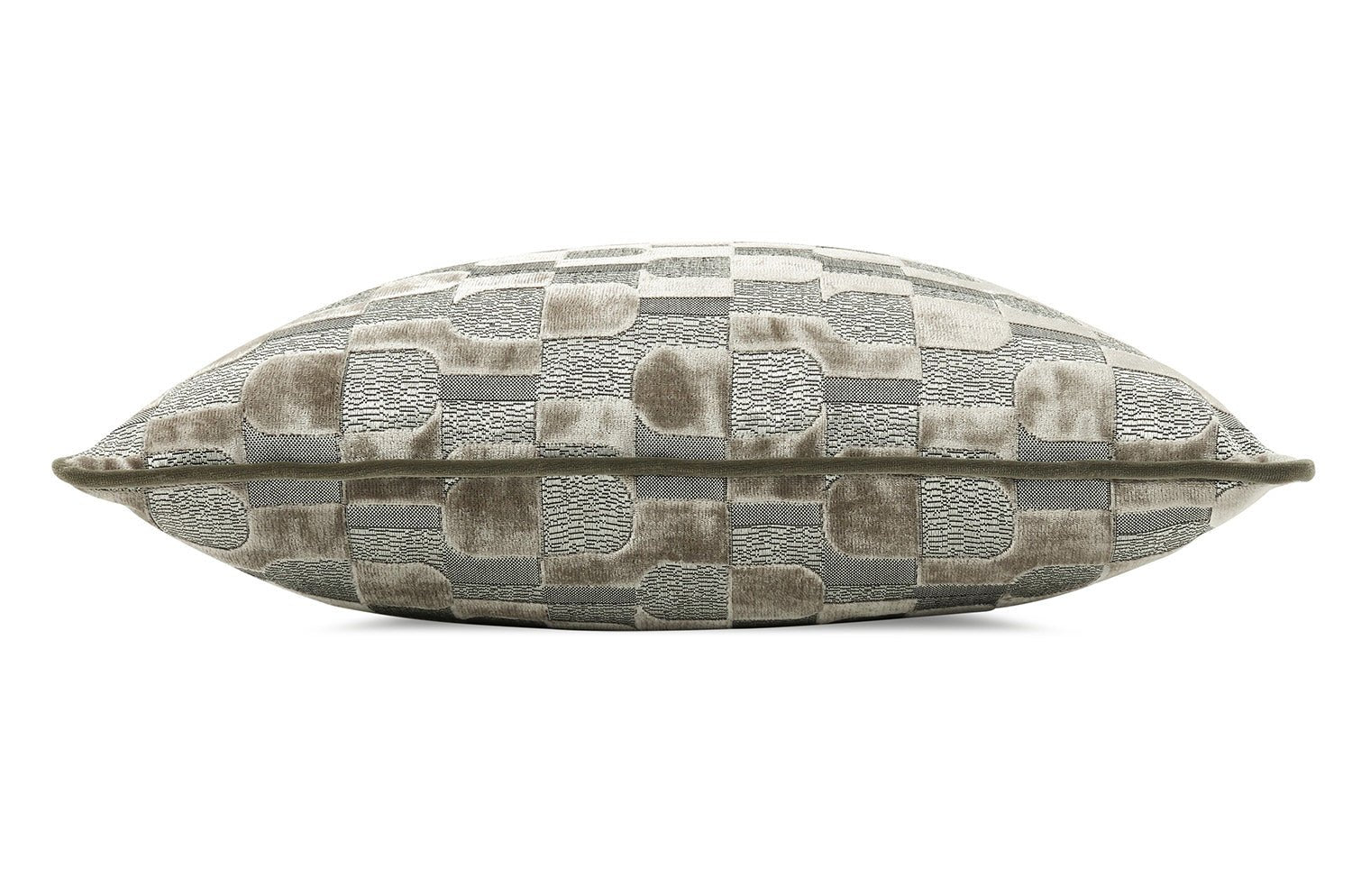 【海外取寄品】BLACK edition(ブラックエディション) Arkose クッション(Pumice) 55x55cm 中材付 - HOUSE OF JAPAN Shop