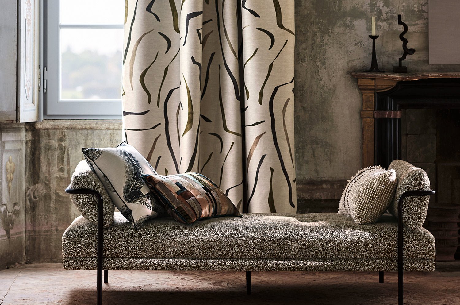 【海外取寄品】BLACK edition(ブラックエディション) Quadrata クッション(Sienna) 60x40cm 中材付 - HOUSE OF JAPAN Shop