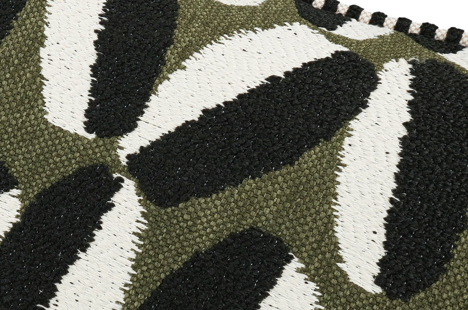 【海外取寄品】BLACK edition(ブラックエディション) Timor Outdoor クッション(Wakame) 55x55cm 中材付 - HOUSE OF JAPAN Shop