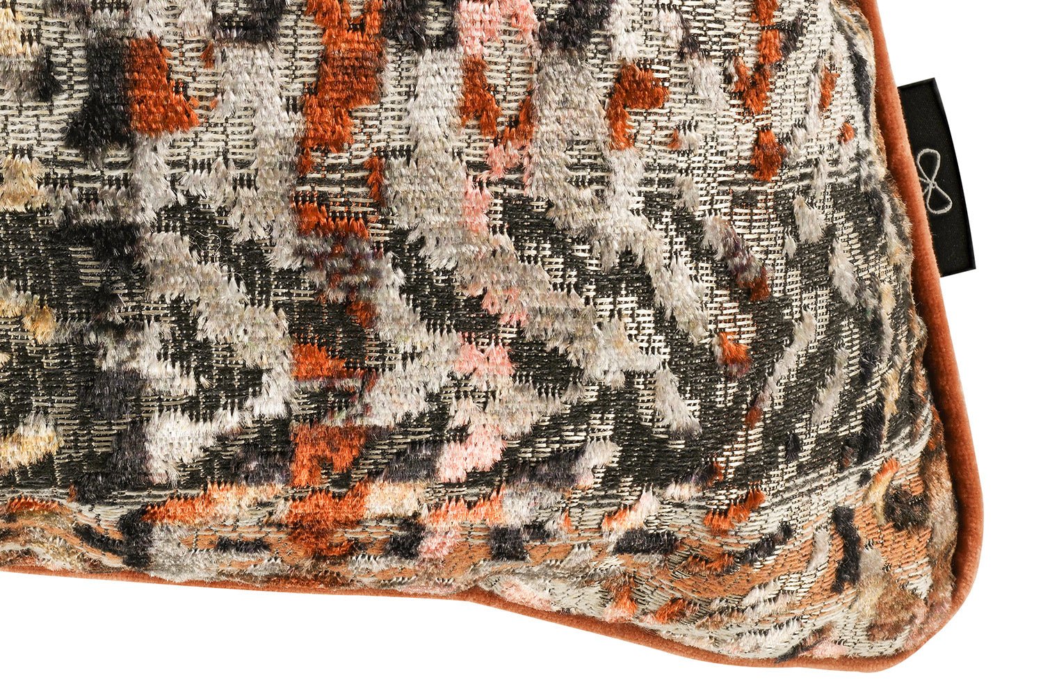 【海外取寄品】BLACK edition(ブラックエディション) Zurana クッション(Cayenne) 55x55cm 中材付 - HOUSE OF JAPAN Shop