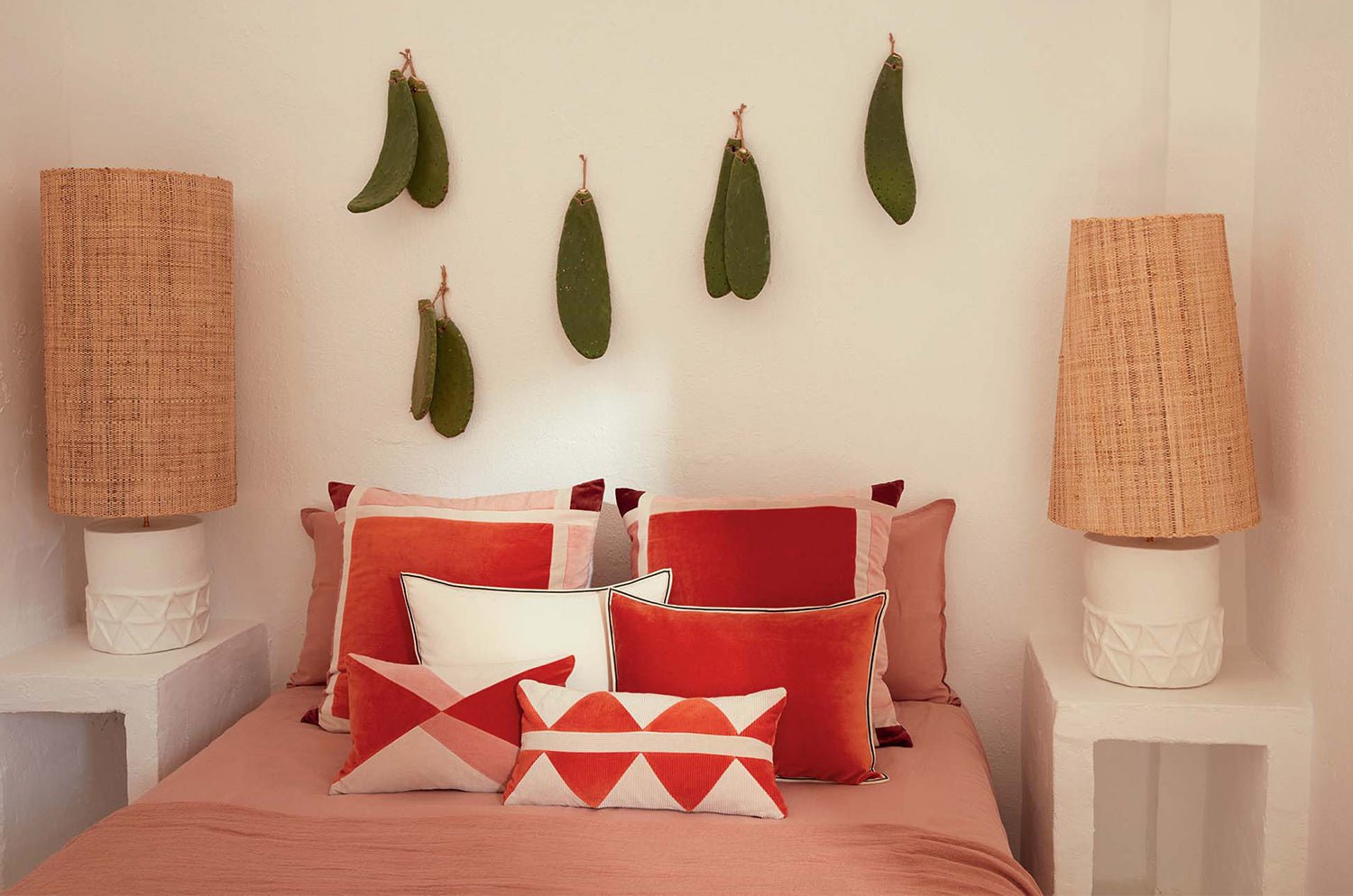 【海外取寄品】ELITIS(エリティス) Aristote クッション(Meringue) 55x40cm 中材付 - HOUSE OF JAPAN Shop