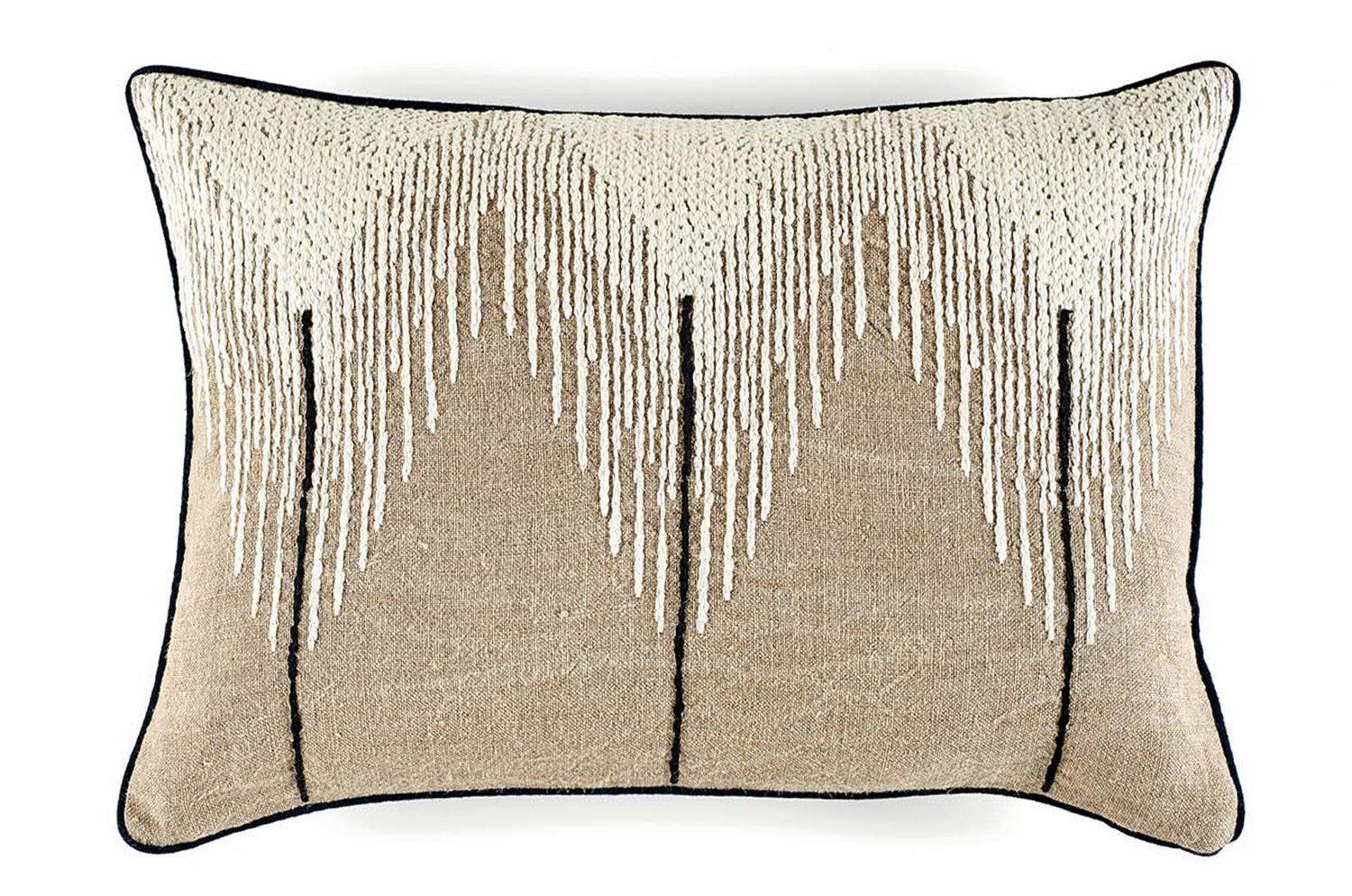 【海外取寄品】ELITIS(エリティス) Josephine クッション(White story) 55x40cm 中材付 - HOUSE OF JAPAN Shop