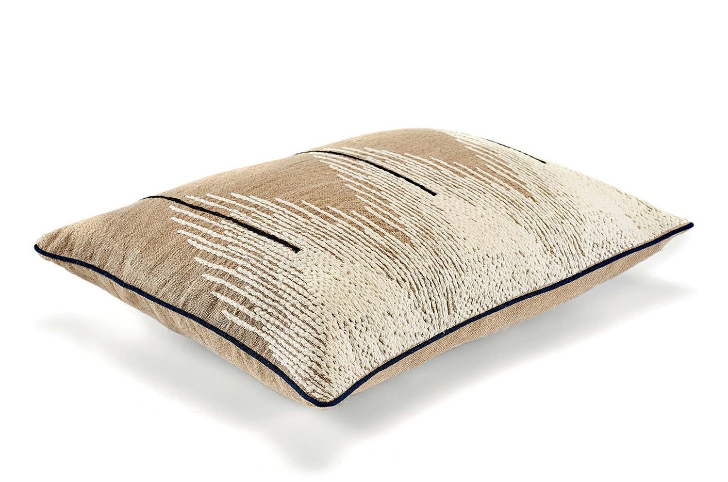 【海外取寄品】ELITIS(エリティス) Josephine クッション(White story) 55x40cm 中材付 - HOUSE OF JAPAN Shop