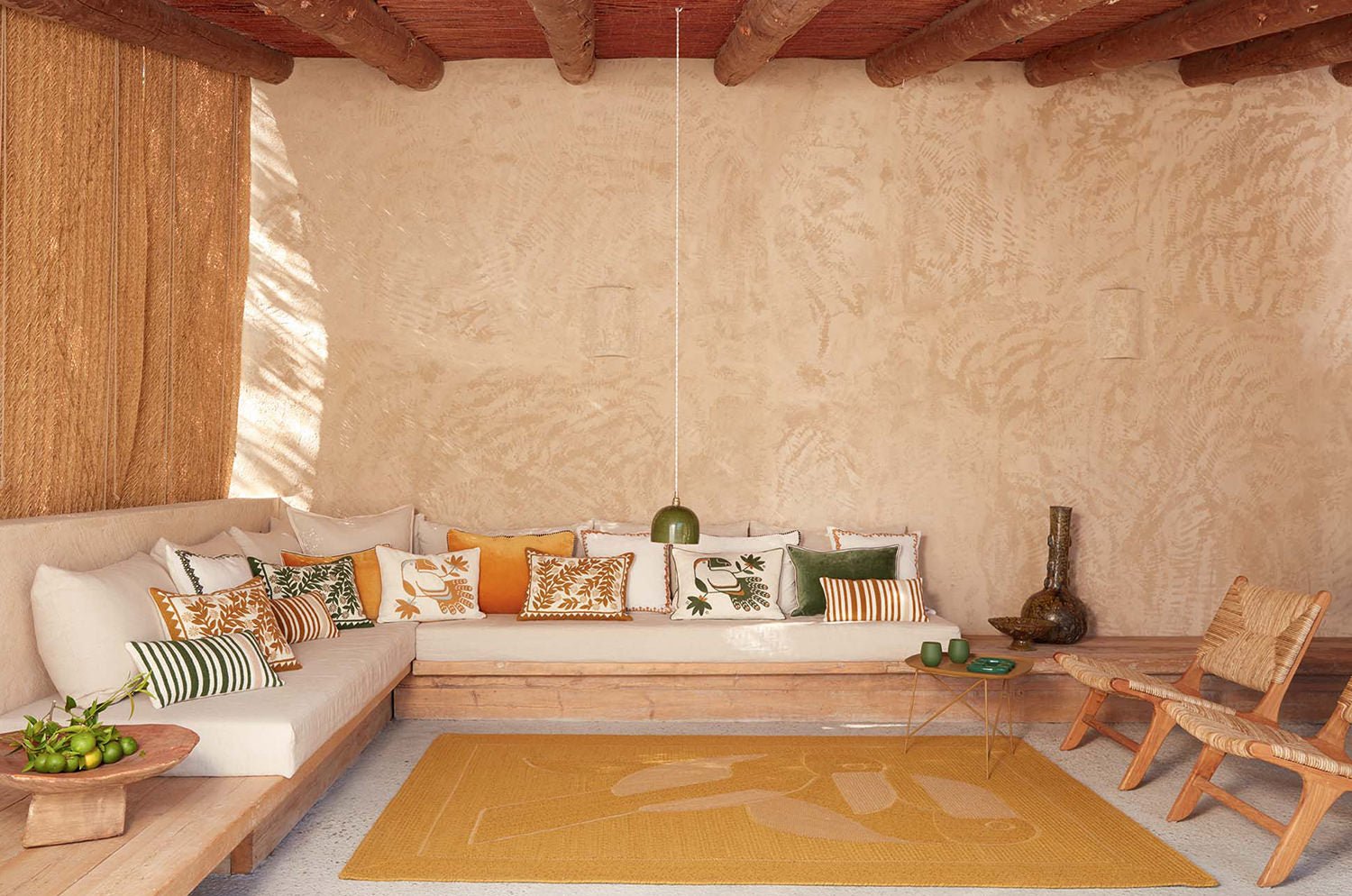 【海外取寄品】ELITIS(エリティス) Maya クッション(Safran) 50x50cm 中材付 - HOUSE OF JAPAN Shop