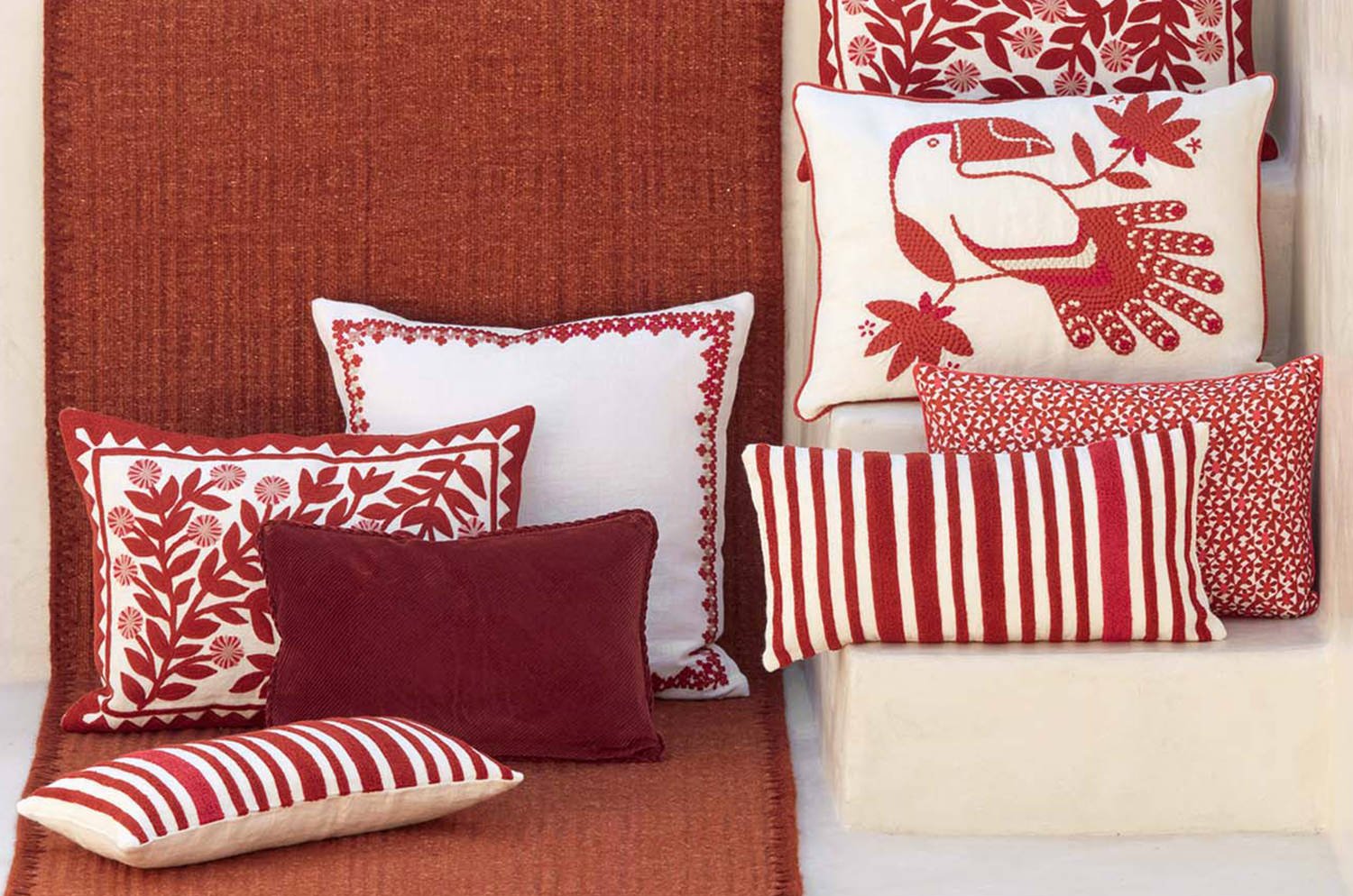 【海外取寄品】ELITIS(エリティス) Monterrey クッション(Grenadine) 50x25cm 中材付 - HOUSE OF JAPAN Shop