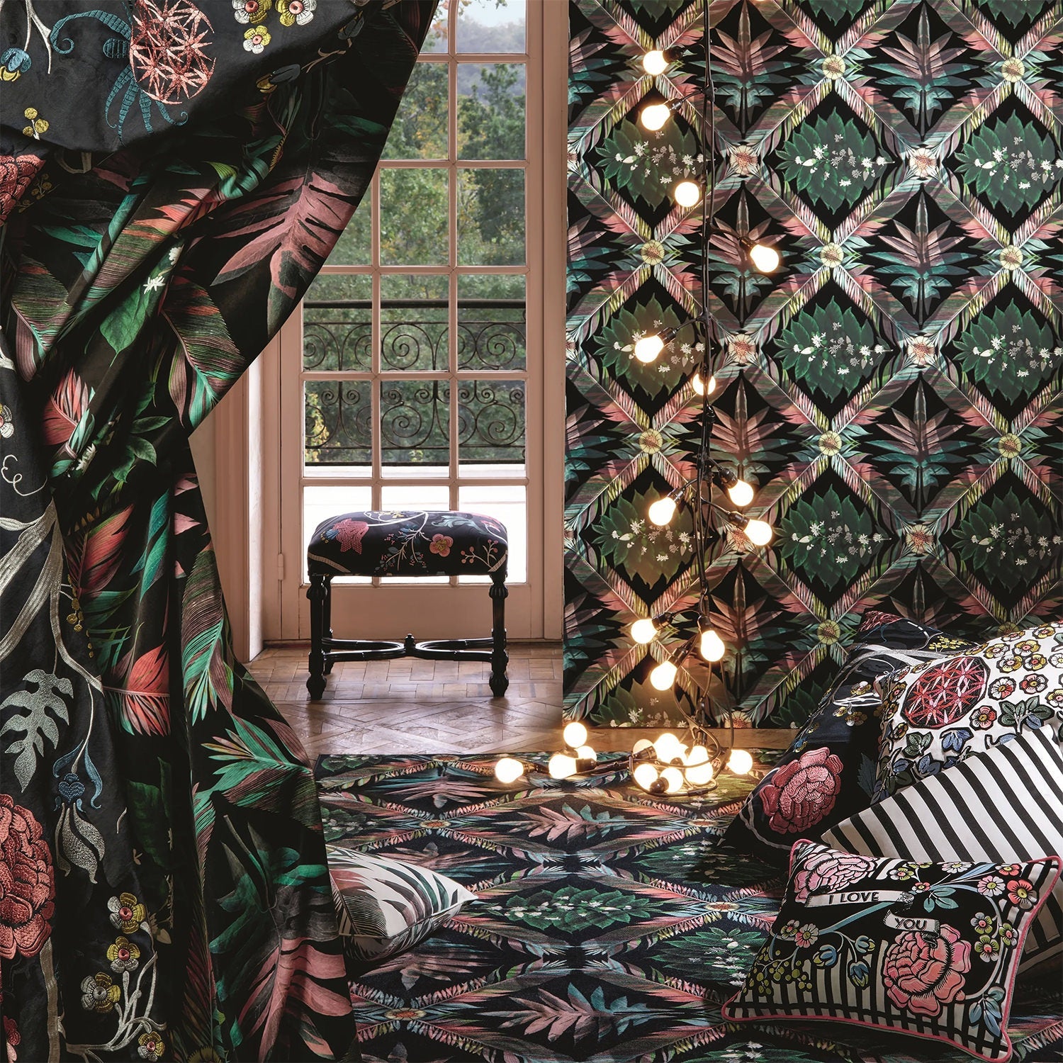 Feather Park Jais Rug フェザーパーク ジェイス ラグ｜Christian Lacroix（クリスチャンラクロワ） - HOUSE OF JAPAN Shop