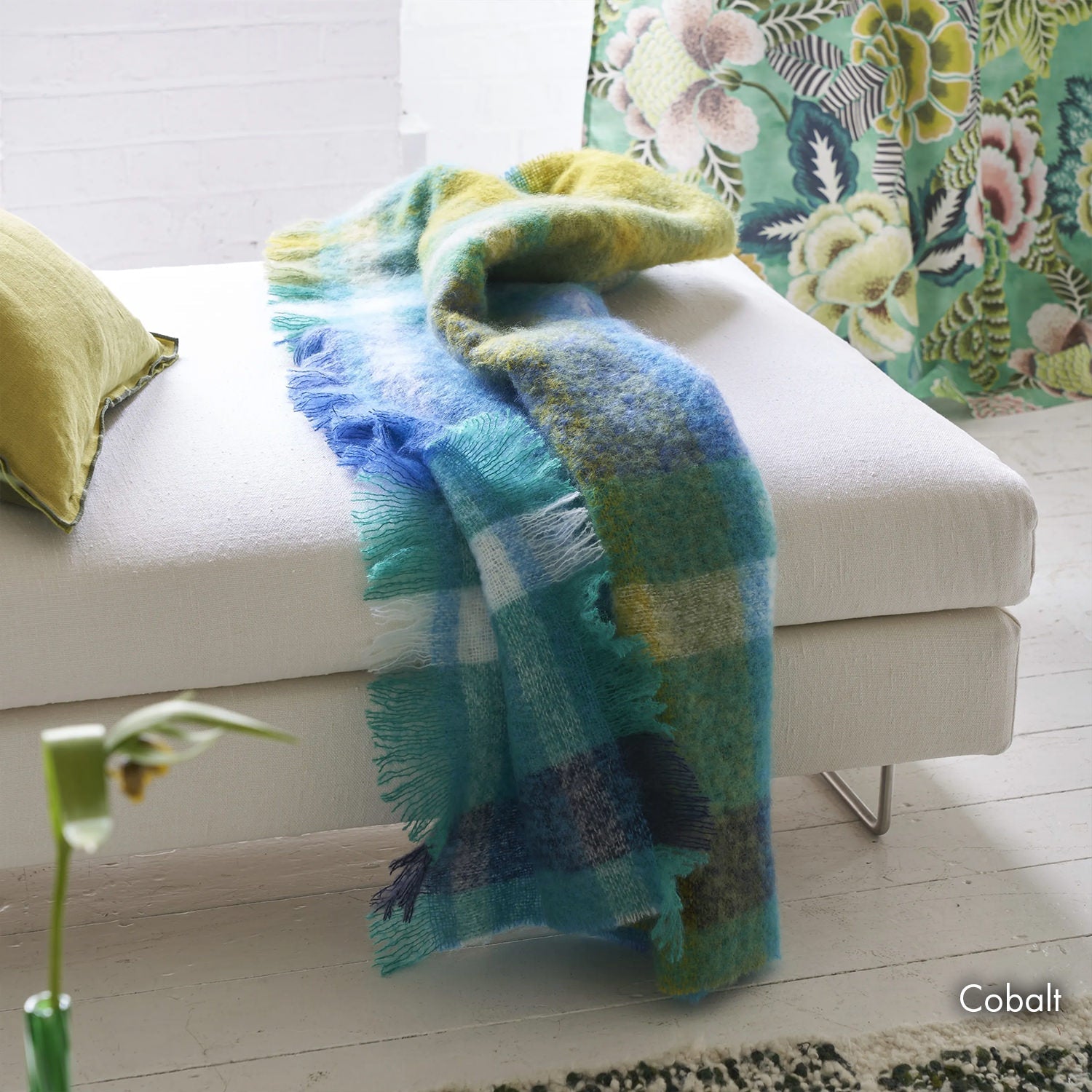 Fontaine Throw フォンテーヌ スロー｜Designers Guild（デザイナーズギルド） - HOUSE OF JAPAN Shop