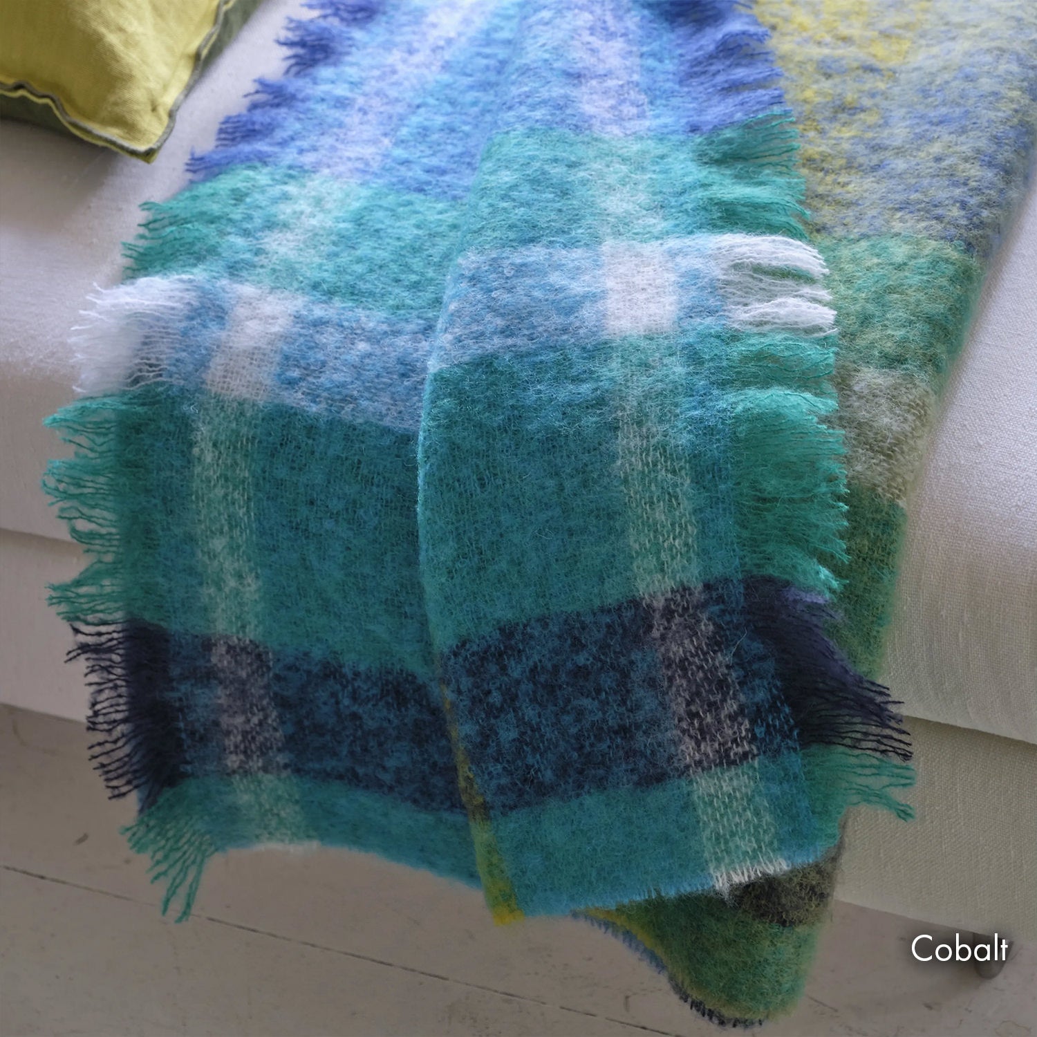 Fontaine Throw フォンテーヌ スロー｜Designers Guild（デザイナーズギルド） - HOUSE OF JAPAN Shop