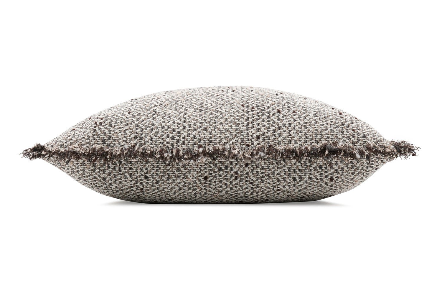 【海外取寄品】ROMO(ロモ) Zolaniクッション(Charcoal) 55x55cm 中材付 - HOUSE OF JAPAN Shop