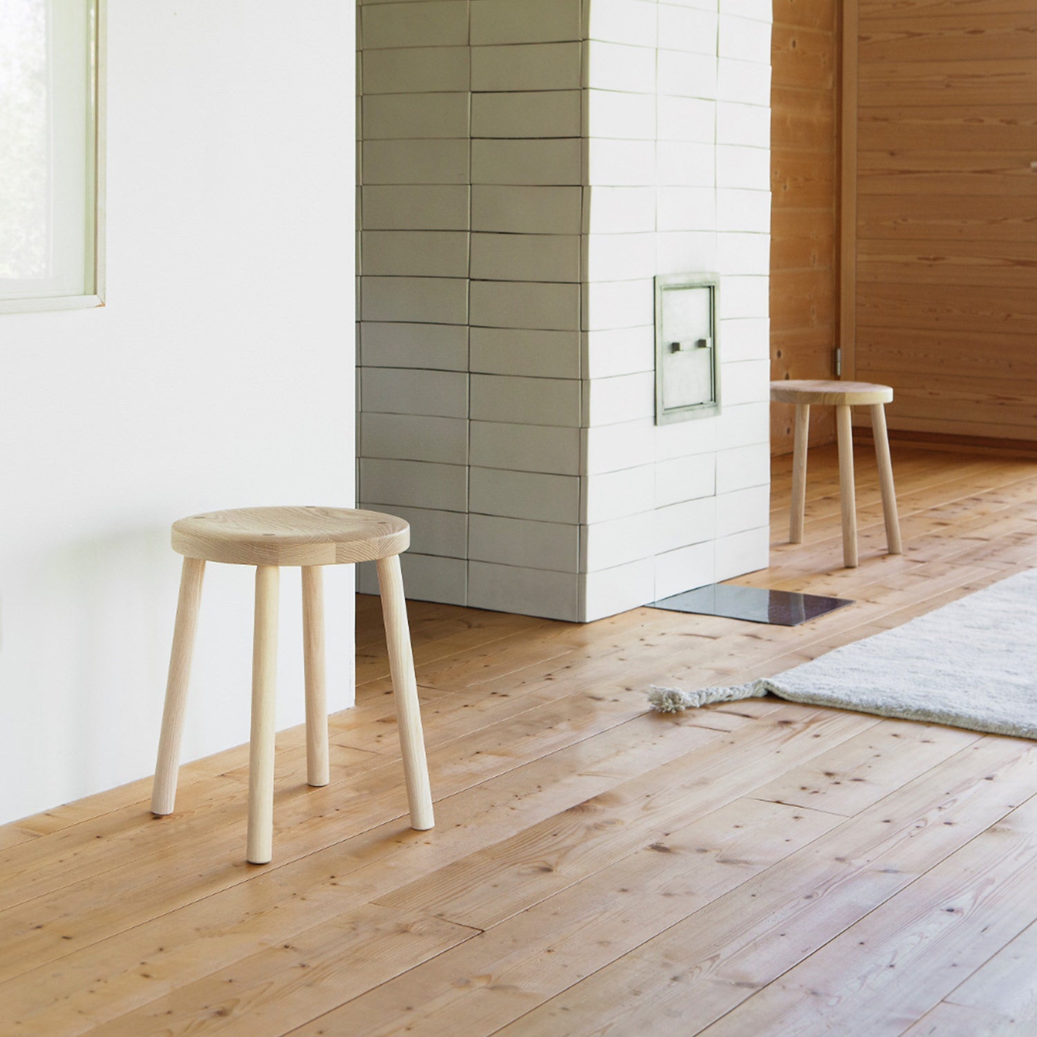 STORIA STOOL ストーリア スツール (Ash)｜NIKARI - HOUSE OF JAPAN Shop