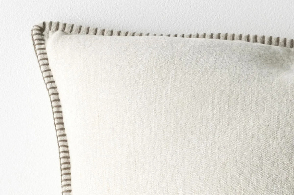 The Blanket stitch ブランケットステッチ クッションカバー (Bone) 50×50cm - HOUSE OF JAPAN Shop