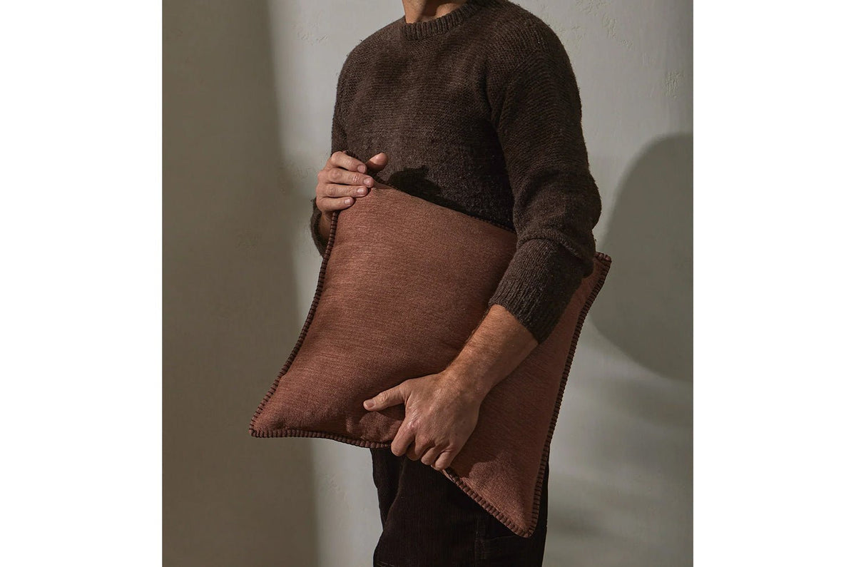The Blanket stitch ブランケットステッチ クッションカバー (Rust) 50×50cm - HOUSE OF JAPAN Shop