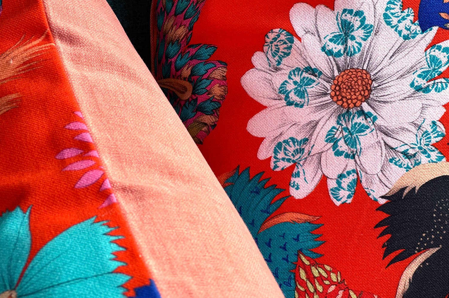 The French cotton コットン100% French＆Italian キモノフラワー クッション 45×30cm 中材付 - HOUSE OF JAPAN Shop