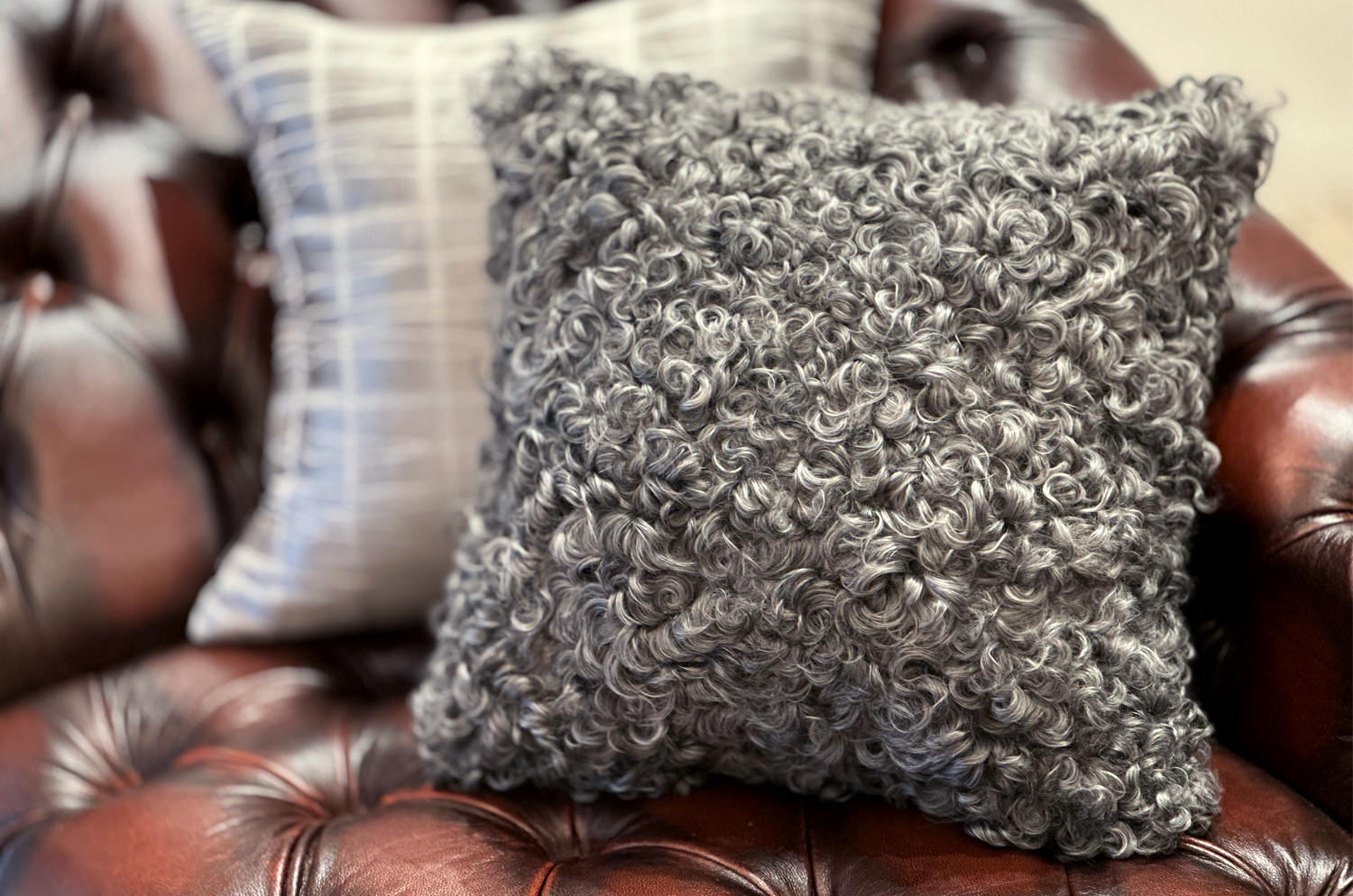 The Gotland Sheep ゴットランドシープクッションカバー (シルキーグレー) 40×40cm - HOUSE OF JAPAN Shop