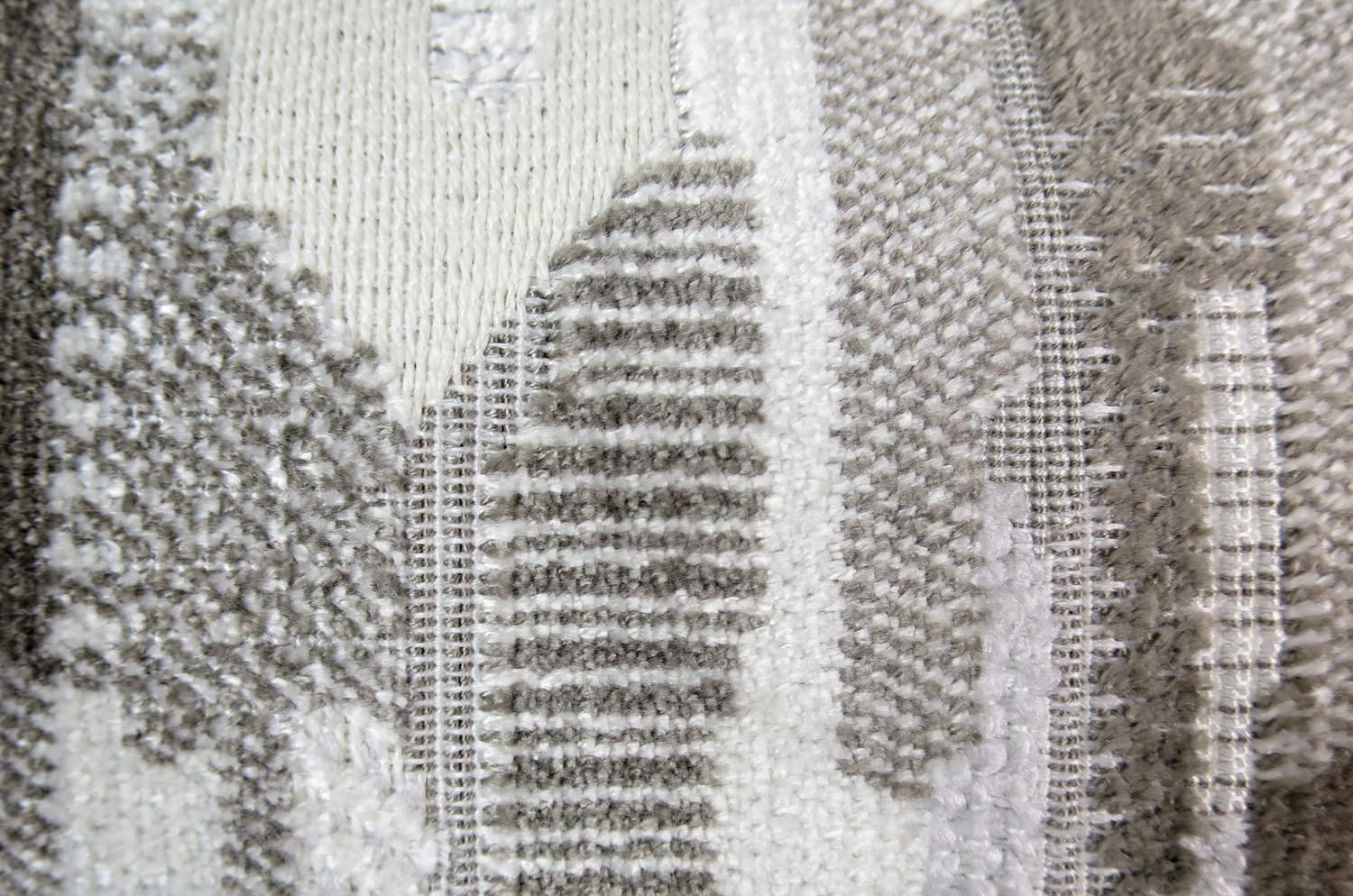 The Gris Surface グリスサーフェス ジャガードベルベット クッション 50×30cm 中材付 - HOUSE OF JAPAN Shop