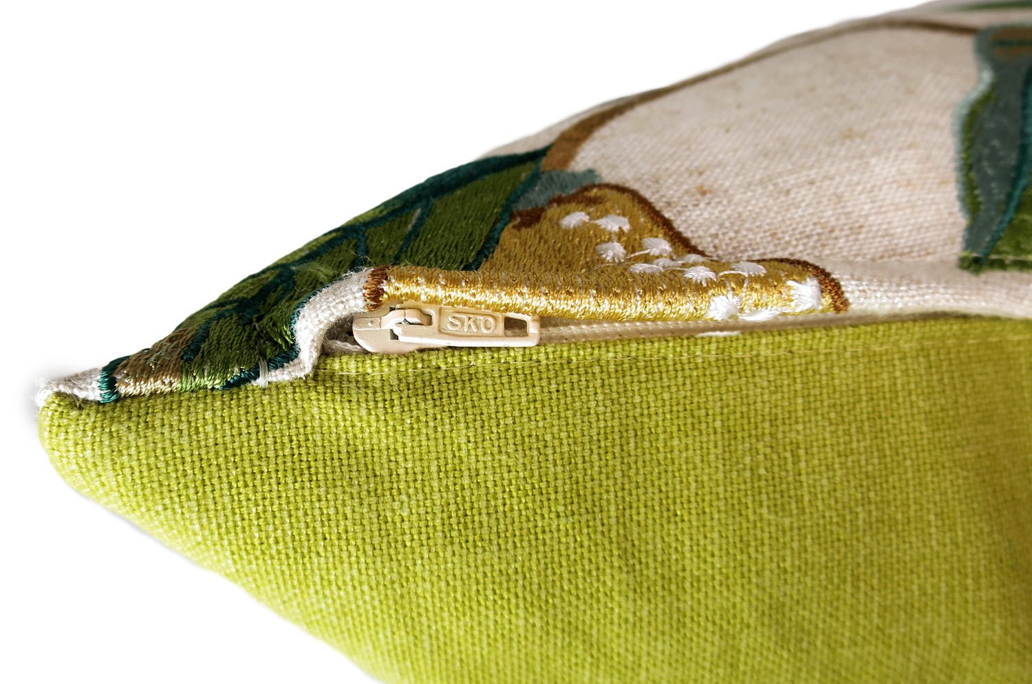 The MORRIS ウイリアムモリス レモンツリー 刺繍クッション(ライトグリーン) 50×35cm 中材付 - HOUSE OF JAPAN Shop