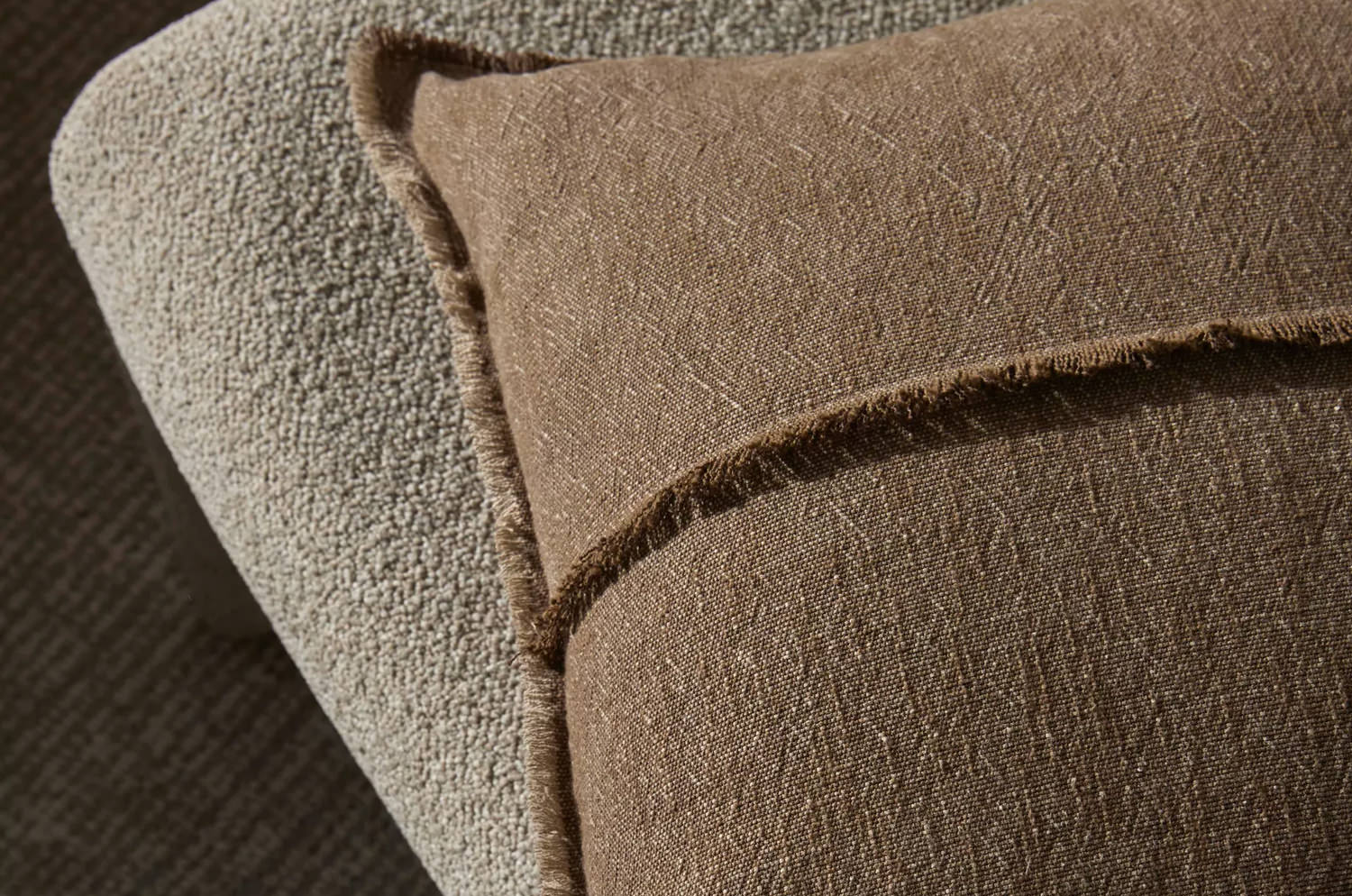 The Pure Fringe 自然素材フリンジ付きクッション リネン&コットン (Cocoa) 60×40cm 中材付 - HOUSE OF JAPAN Shop