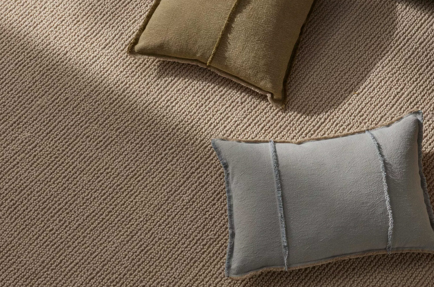 The Pure Fringe 自然素材フリンジ付きクッション リネン&コットン (PaleBlueGray) 60×40cm 中材付 - HOUSE OF JAPAN Shop