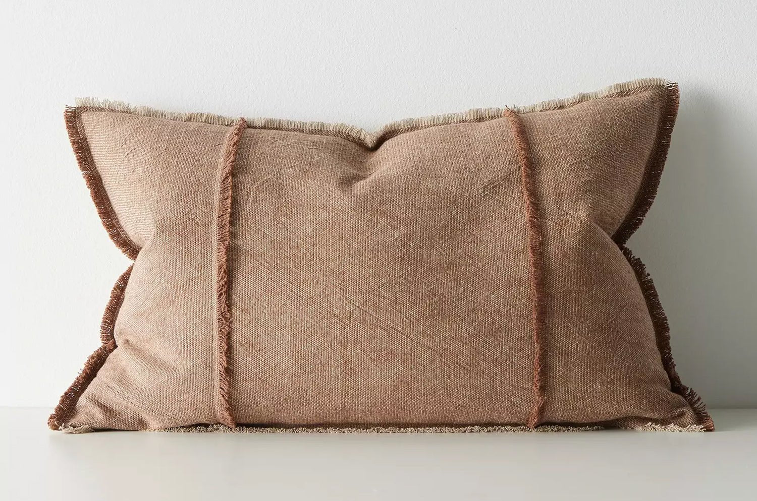 The Pure Fringe 自然素材フリンジ付きクッション リネン&コットン (Rusty) 60×40cm 中材付 - HOUSE OF JAPAN Shop