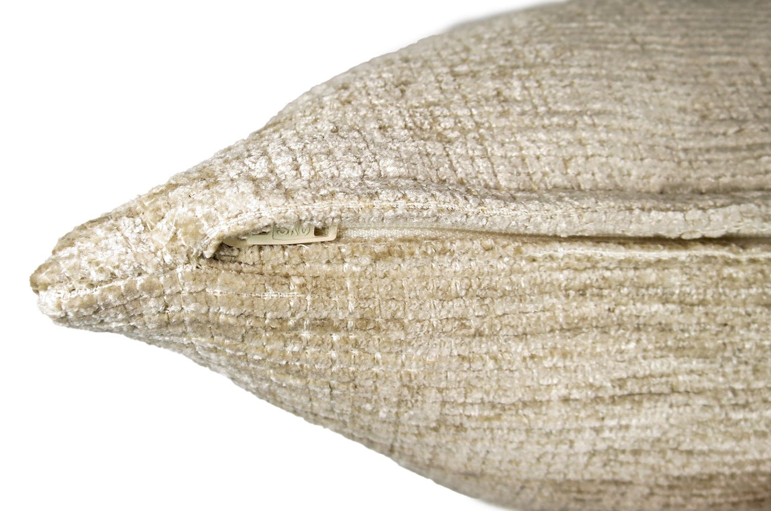 The ROUEN アルマーニカーザ ルーアン ジャカードベルベットクッション(シャンパン) 45×30cm 中材付 - HOUSE OF JAPAN Shop