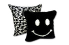 The SMILE 『ニコフェイス®』 スマイル ムートン クッション (ブラック) 35×35cm 中材付 - HOUSE OF JAPAN Shop