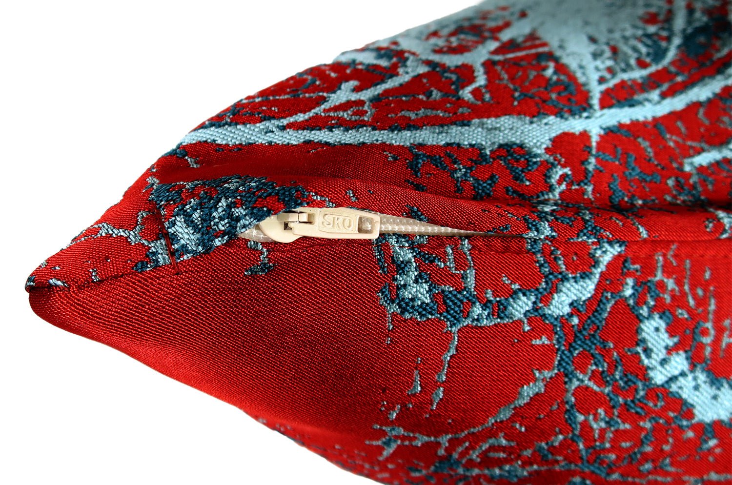 The TALLINN アルマーニカーザ タリン ジャカード クッション 45×30cm 中材付 - HOUSE OF JAPAN Shop