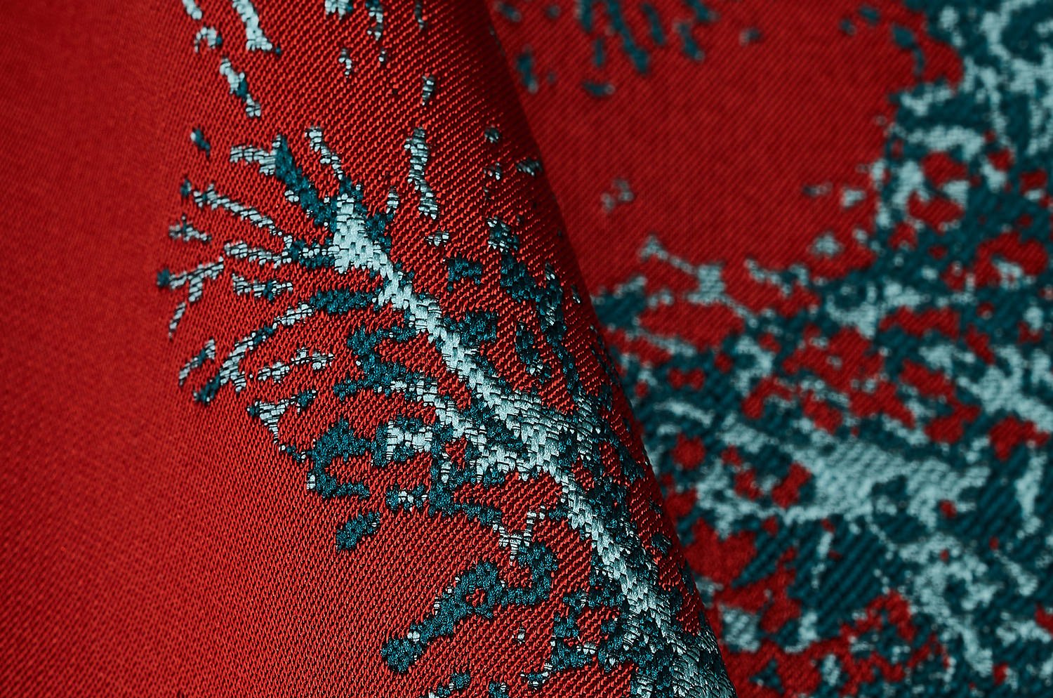 The TALLINN アルマーニカーザ タリン ジャカード クッション 45×30cm 中材付 - HOUSE OF JAPAN Shop