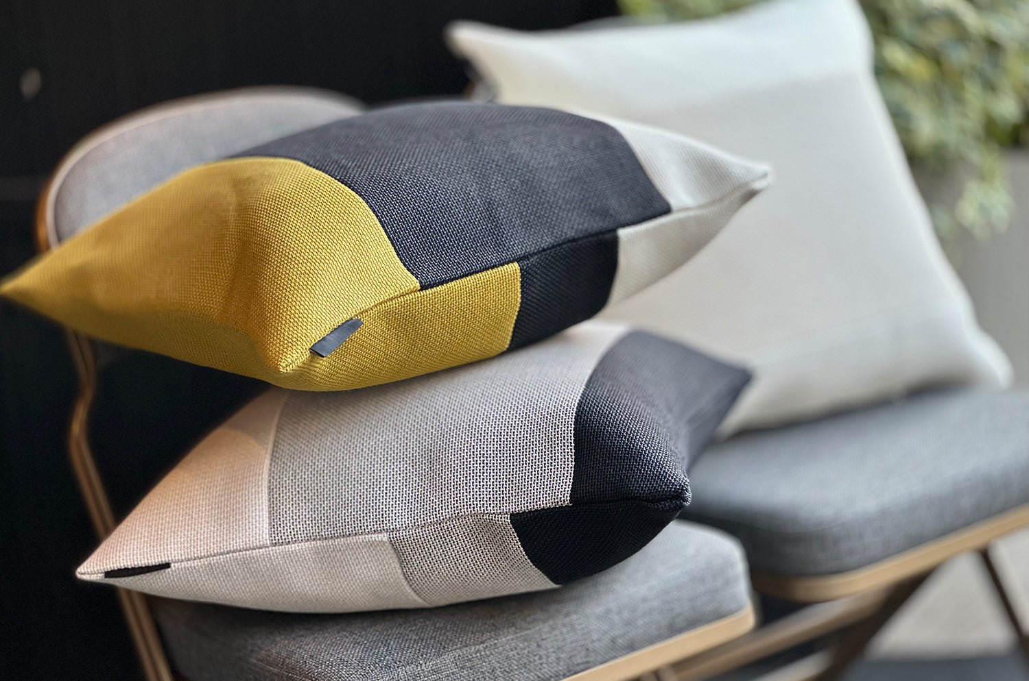 WOODNOTES Rest Cushion ウッドノーツ REST クッションカバー 50×50cm - HOUSE OF JAPAN Shop